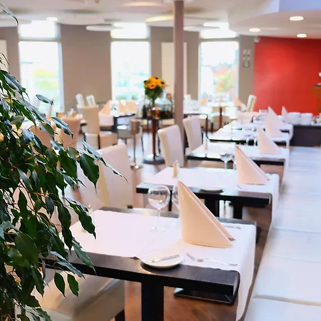 Hotel Aero 44 3*