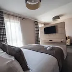 Ibis Styles Airport Aero 44 Hotel 3*