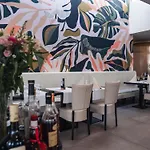 Ibis Styles Airport Aero 44 3* Charleroi