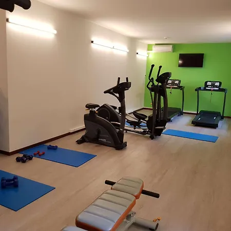 Ibis Styles Airport Aero 44 فندق