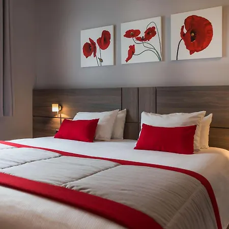 Ibis Styles Airport Aero 44 3*