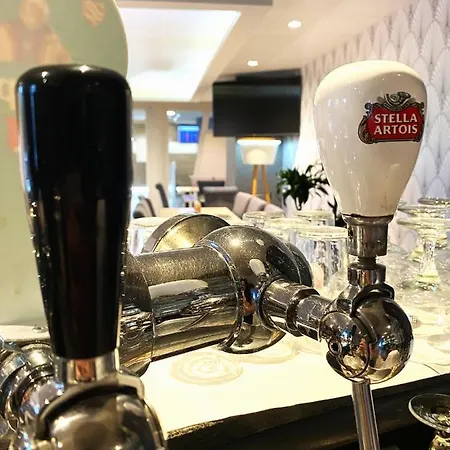 Ibis Styles Airport Aero 44 Hotel