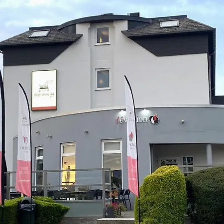 Ibis Styles Airport Aero 44 3* Charleroi