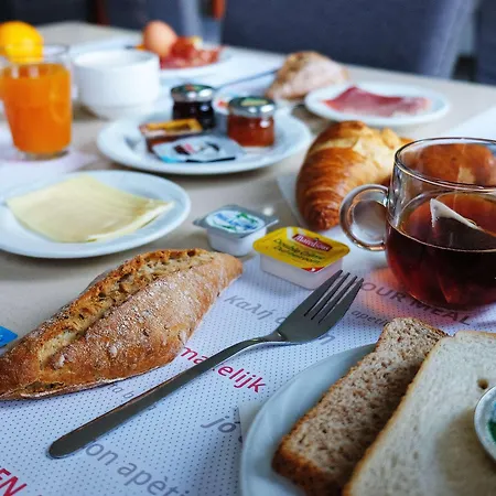 Ibis Styles Airport Aero 44 3*