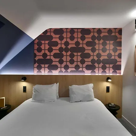 Ibis Styles Airport Aero 44 Hotel 3*