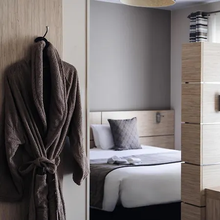 فندق Ibis Styles Airport Aero 44 شارلروا