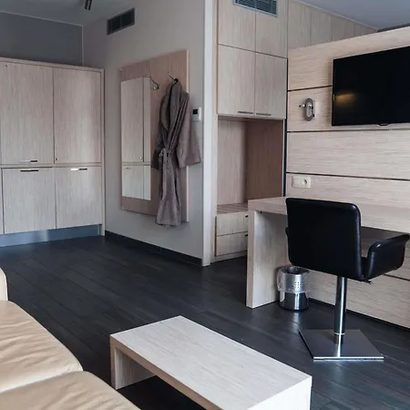Hotel Ibis Styles Airport Aero 44 Charleroi
