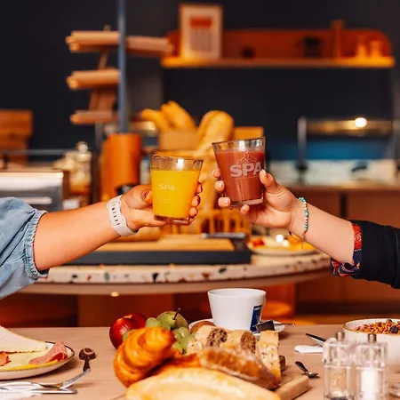 Ibis Styles Airport Aero 44 3* Charleroi