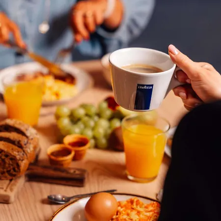 Ibis Styles Airport Aero 44 3* Charleroi