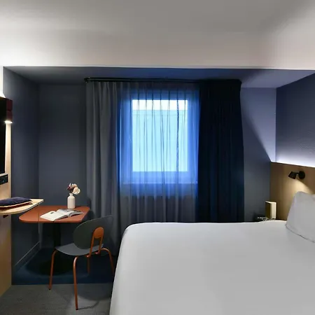 Ibis Styles Airport Aero 44 Charleroi