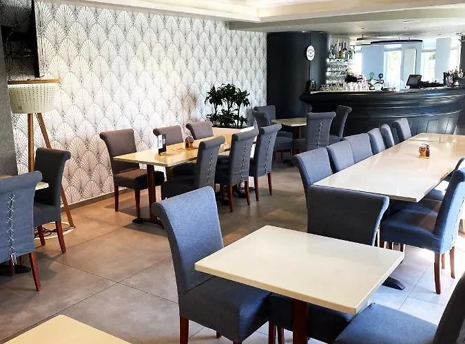 Aero44 Airport Hotel 3*