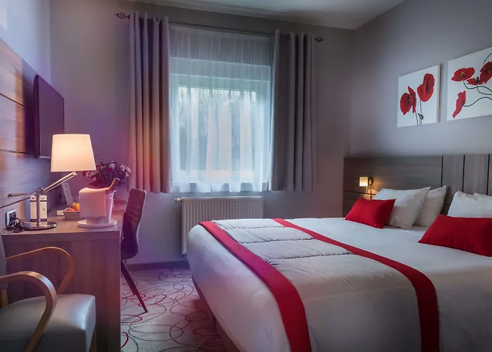 Ibis Styles Airport Aero 44 Hotel