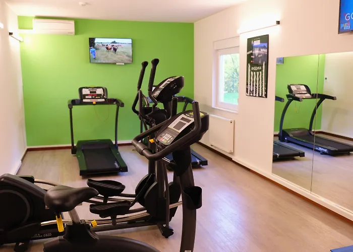 Hotel Aero44 Airport 3*