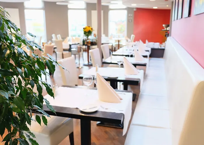 Ibis Styles Airport Aero 44 3*