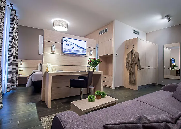 Ibis Styles Airport Aero 44 3*