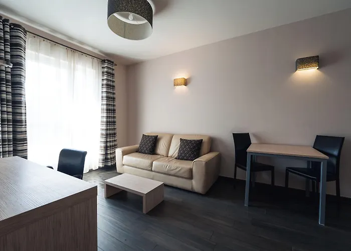 Ibis Styles Airport Aero 44 3* Charleroi