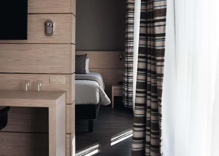 Hotel Aero44 Airport Charleroi