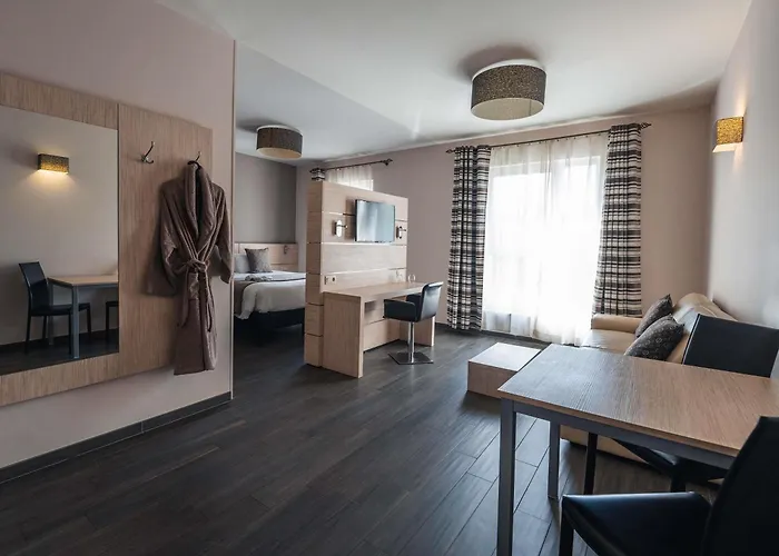 Hotel Aero44 Airport Charleroi