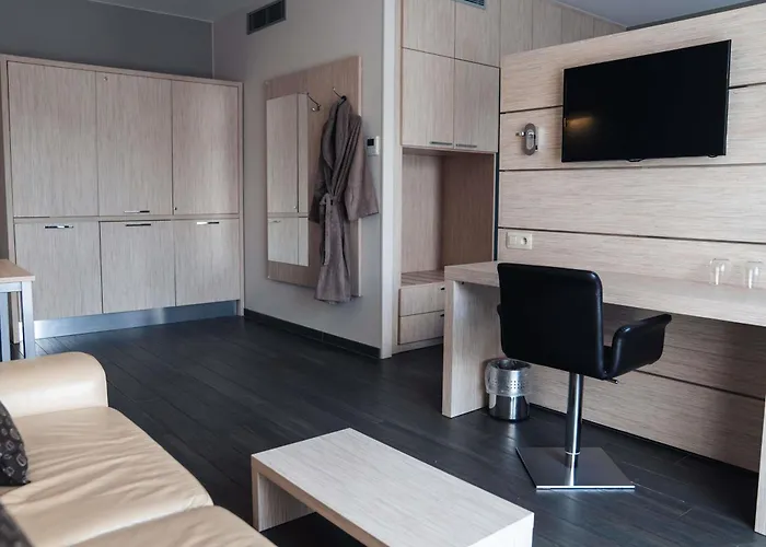 Ibis Styles Airport Aero 44 Charleroi