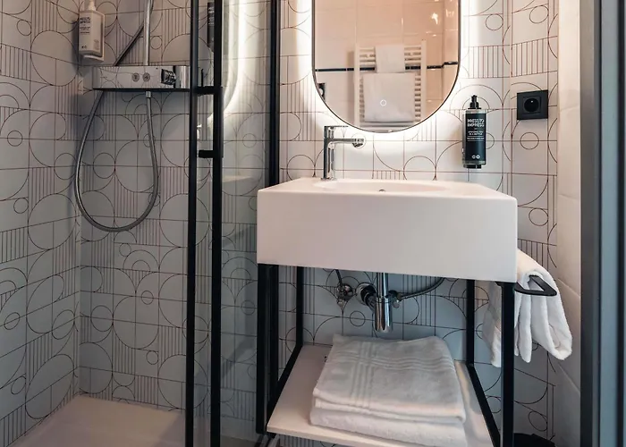 Ibis Styles Airport Aero 44