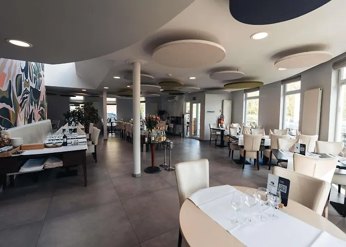 Hotel Aero44 Airport 3*