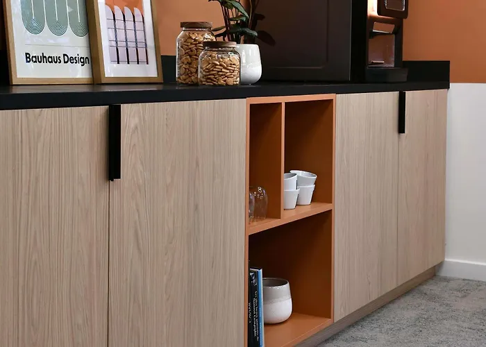 Ibis Styles Airport Aero 44 Hotel 3*