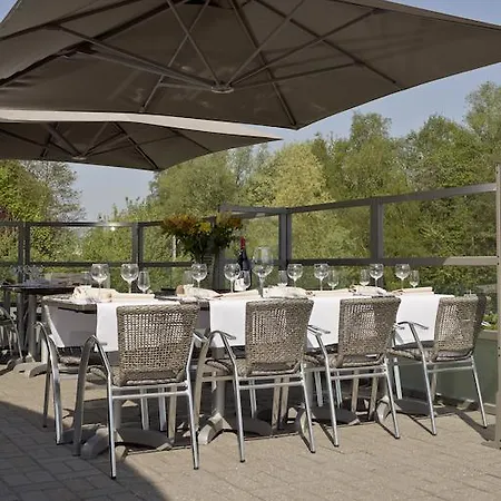 Hotel Ibis Styles Airport Aero 44