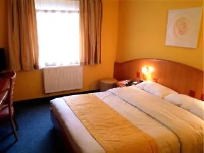 Ibis Styles Airport Aero 44 3*