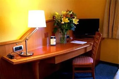 Ibis Styles Airport Aero 44 Hotel 3*