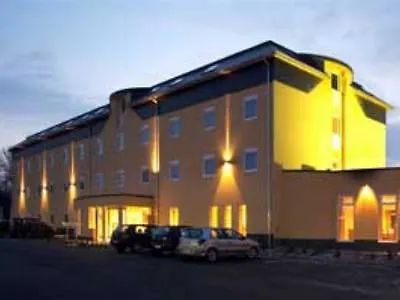 Ibis Styles Airport Aero 44 Hotel 3*