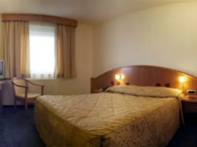 Hotel Ibis Styles Airport Aero 44
